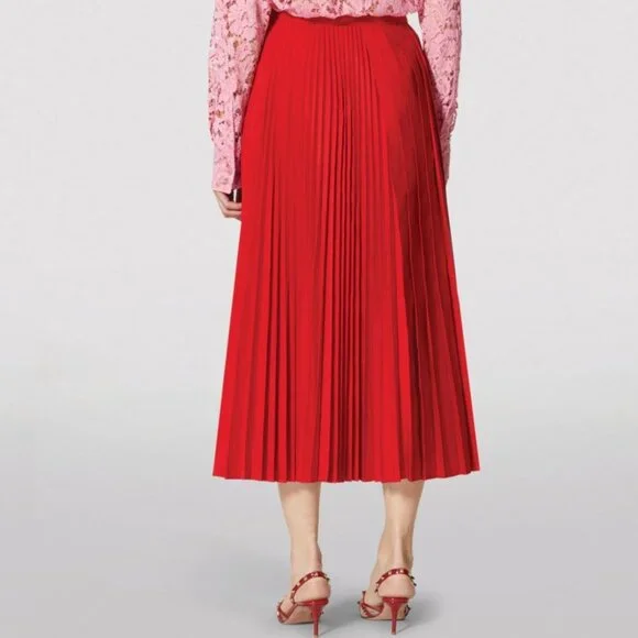 Auc NWOT $2500 Valentino Pleated Midi Skirt in True Red - Picture 9 of 16